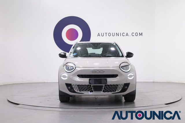 Fiat 600 HYBRID 100 CV DCT MHEV FARI LED - foto 2 di 4
