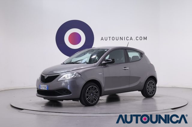 Lancia Ypsilon 1.2 69 CV 5 PORTE S&S ELEFANTINO BLU NEOPATENTATI usato a BRESCIA