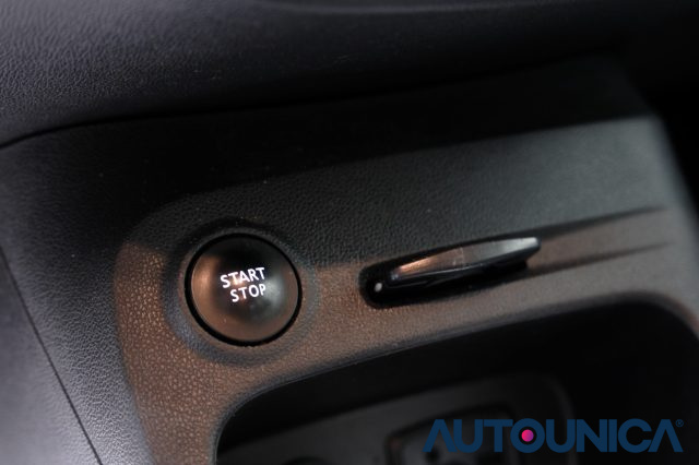 Renault Captur DCI 8V 90 CV BUSINESS NEOPATENTATI FARI LED usato a BRESCIA