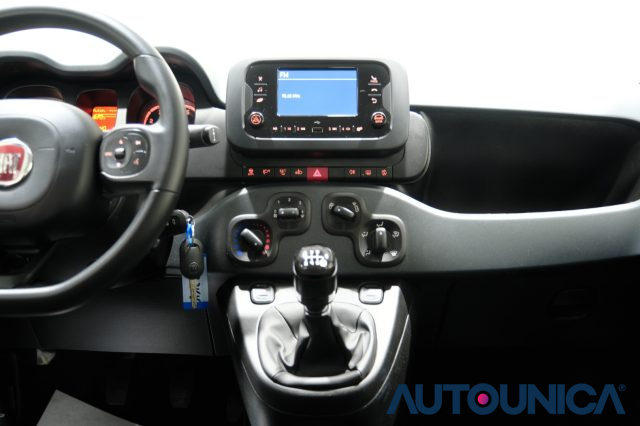 Fiat Panda 1.0 CITY LIFE S&S HYBRID NEOPATENTATI - foto 3 di 4
