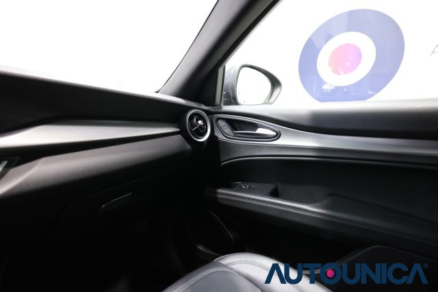 Alfa Romeo Stelvio 2.2 TURBODIESEL 190 CV AT8 Q4 SPRINT FULL LED, del 2022, 82.484 km, in vendita a Brescia (BS)