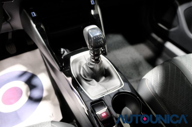 Peugeot 2008 PURETECH 100 S&S ALLURE FARI LED NEOPATENTATI, del 2025, 5 km, in vendita a Brescia (BS)