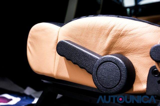 Jeep Wrangler 2.8 CRD SAHARA AUTOMATICA CUSTOM OMOLOGATA usato a BRESCIA