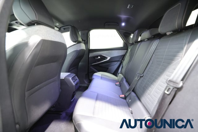 Peugeot 3008 HYBRID 136 E-DCS6 ALLURE FARI LED usato a BRESCIA