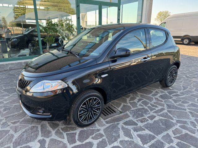 Lancia Ypsilon 1.0 FireFly 5 porte S&S Hybrid Gold usato a VIADANA