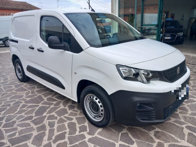 Peugeot Partner furgone autocarro usato a VIADANA