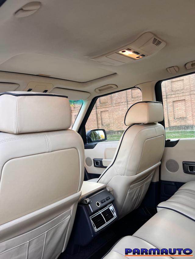Land Rover Range Rover 4.4 V8 32V Vogue Foundry, del 2002, 234.000 km, in vendita a Parma (PR)