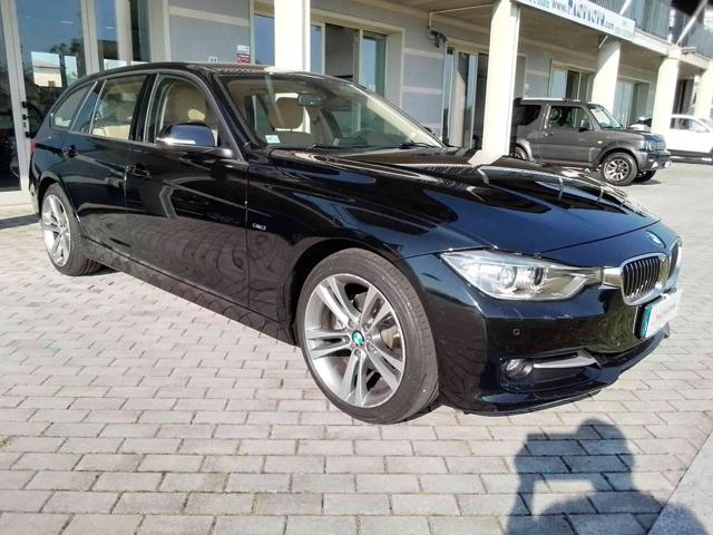 BMW 320 d Touring Sport - foto 3 di 4