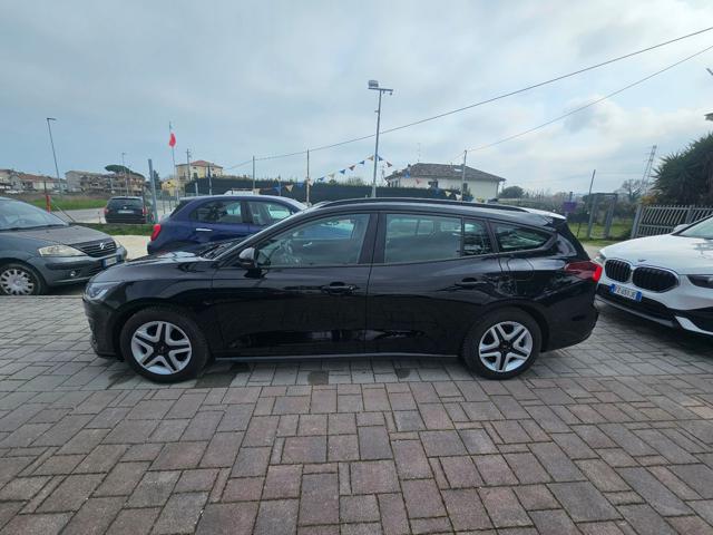 Ford Focus 1.5 EcoBlue 120 CV SW Business - foto 2 di 4