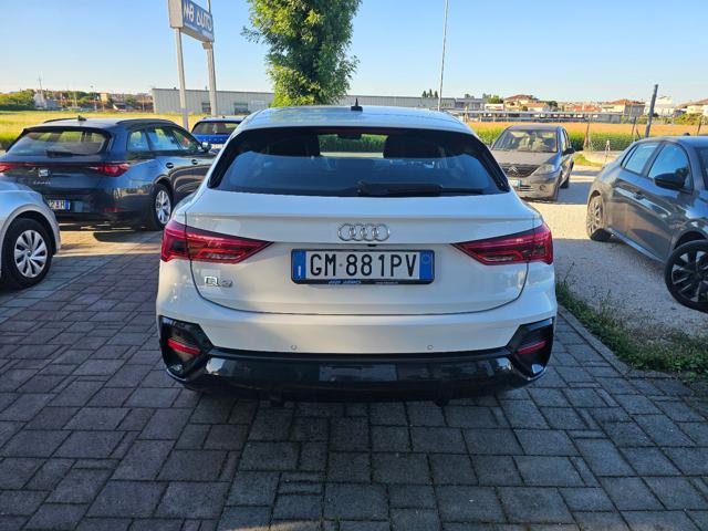 Audi Q3 SPB 35 TDI Business Plus - foto 4 di 4