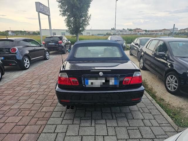 BMW 320 Ci (2.2) cat Cabrio - foto 4 di 4