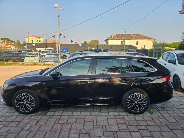 Skoda Octavia 1.5 G-TEC DSG Wagon Style - foto 2 di 4