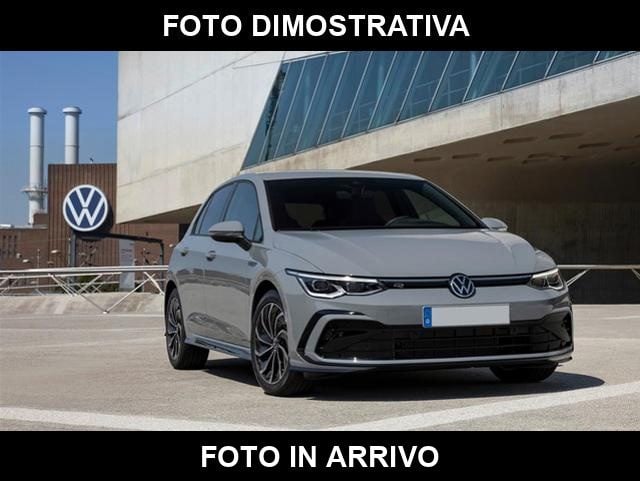 Volkswagen Golf 1.0 eTSI EVO DSG Life, del 2021, 103.000 km, in vendita a Civitanova Marche (MC)