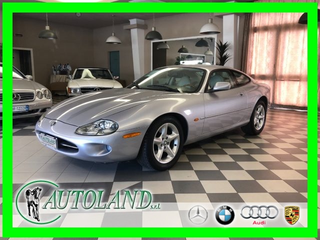 Jaguar XK8 4.0 Coup�*Cambio Automatico*Tagliandi Ufficiali* usato a GUIDONIA MONTECELIO