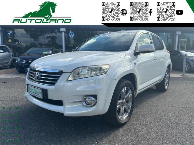 Toyota RAV 4 RAV4 Crossover 2.2 D-Cat A/T 150 CV Executive usato a GUIDONIA MONTECELIO
