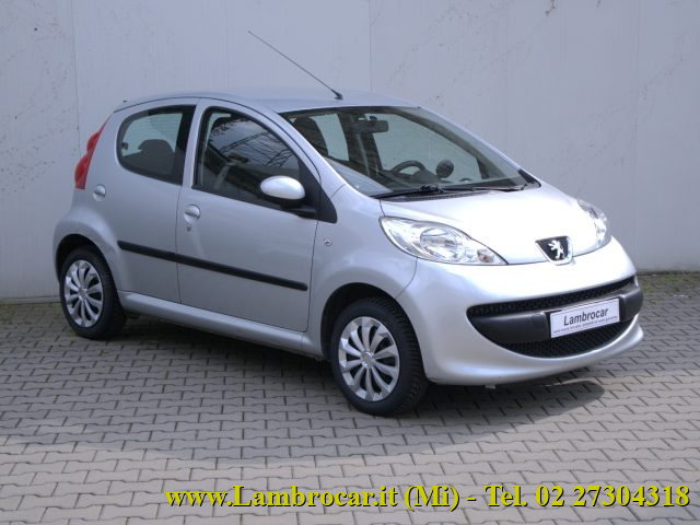 Peugeot 107 1.0 68CV 5p. Sweet Years usato a COLOGNO MONZESE