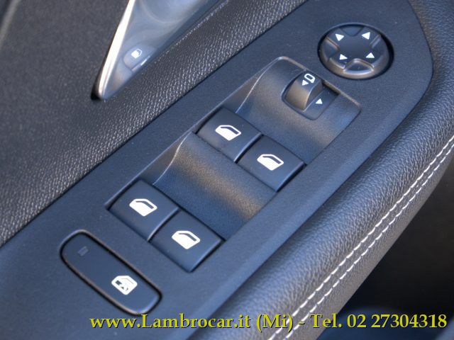 Opel Mokka 1.2 Turbo 136cv Ultimate, del 2024, 15.863 km, in vendita a Cologno Monzese (MI)