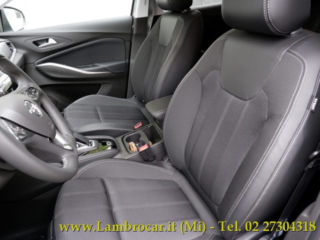 Opel Grandland 1.2 Turbo 12V 130 CV aut. Business Elegance - foto 4 di 4