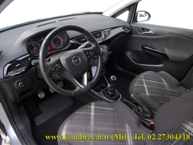 Opel Corsa 1.2 5 porte b-Color 70cv - foto 3 di 4