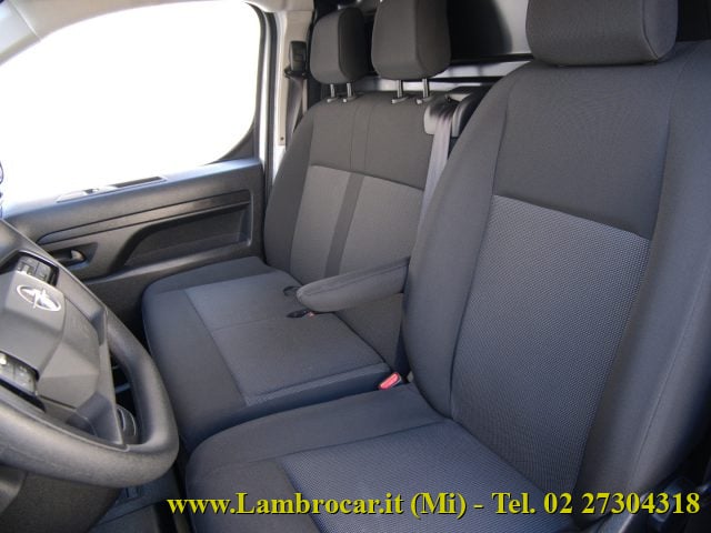 Opel Vivaro 2.0 Diesel 145CV PL-TN M Furgone Aziendale - foto 3 di 4