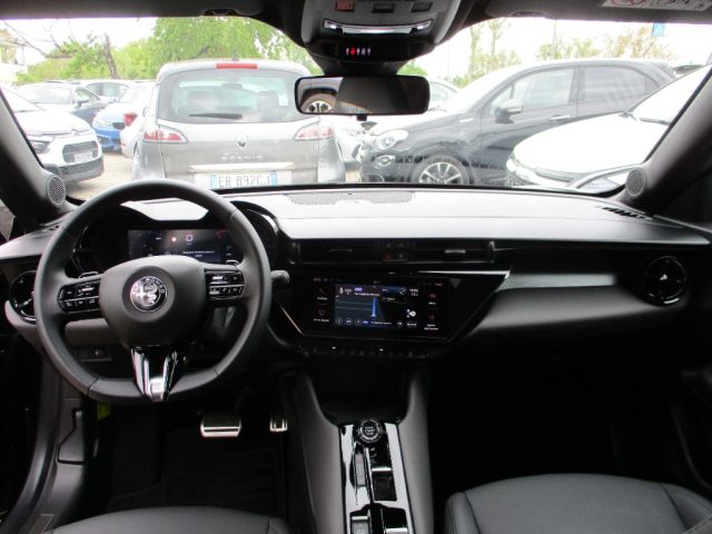 Alfa Romeo Junior 1.2 136 CV Hybrid eDCT6 Speciale usato a MOGLIANO VENETO
