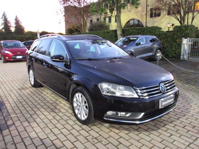 Volkswagen Passat Var. 2.0 TDI Comfortline EURO6 - SediliRisc/NAVI usato a MOGLIANO VENETO