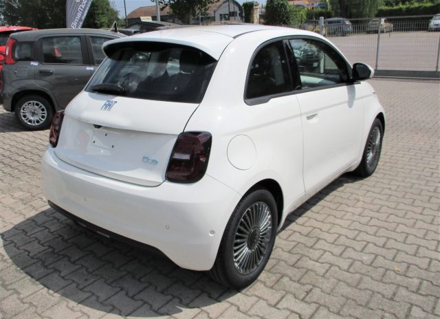 Fiat 500e - Camera/Pack Comfort/Navi - foto 4 di 4