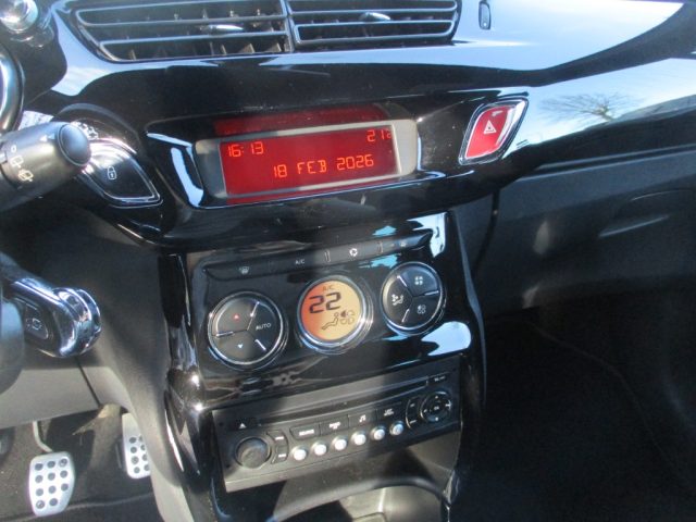 DS Automobiles DS 3 1.6 VTi 120 Just Black - Sensori/ClimaAuto, del 2011, 134.600 km, in vendita a Mogliano Veneto (TV)