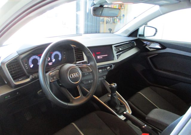 Audi A1 SPB 25 TFSI Admired Ok Neopat/CarPlay - foto 4 di 4
