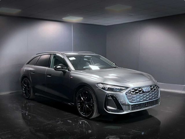 Audi A5 Avant 40 TDI mHEV+ S tronic S Line Edition - foto 2 di 4