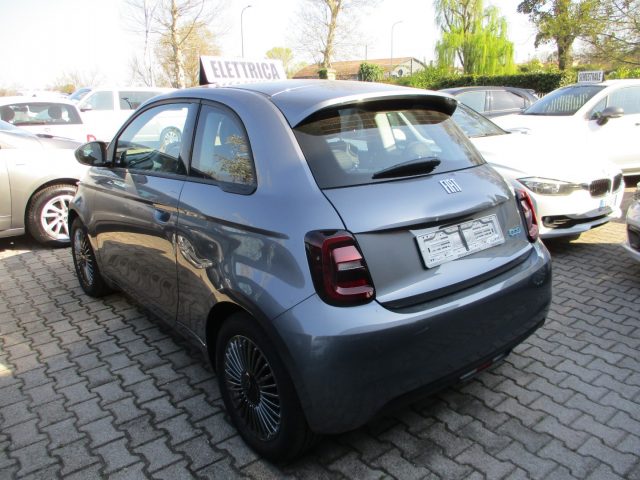 Fiat 500e Icon Berlina - Cavo Mode 3 - Carplay/Android Auto - foto 3 di 4