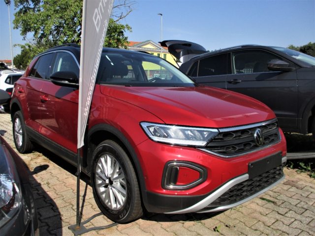 Volkswagen T-Roc 1.0 TSI Life - Retrocamera - List. 33.000 nuovo a MOGLIANO VENETO