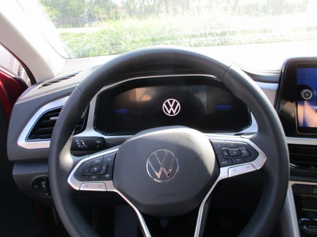 Volkswagen T-Roc 1.0 TSI Life - Retrocamera - List. 33.000 nuovo a MOGLIANO VENETO