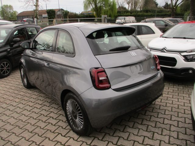 Fiat 500e CarPlay/CerchiLega/CavoMode2 - foto 3 di 4