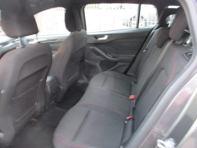 Ford Focus 1.5 EcoBlue St-Line Auto 115cv - foto 2 di 4