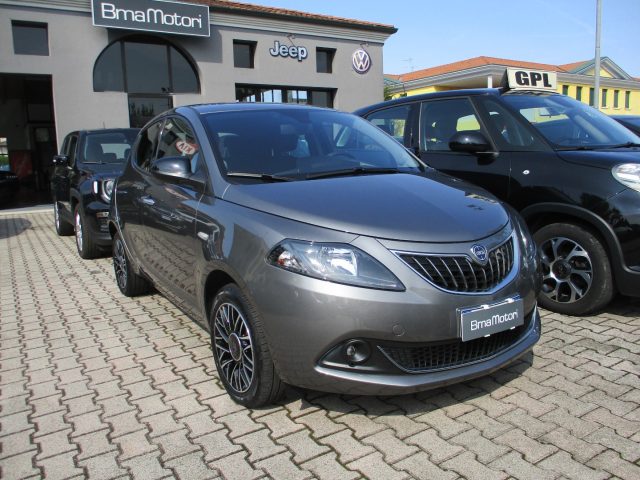 Lancia Ypsilon 1.0 Hybrid Platino - Carplay/Camera/Ok Neopat. usato a MOGLIANO VENETO