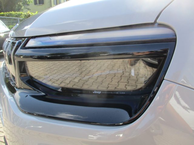 Jeep Avenger 1.2 Turbo MHEV DCT Summit - TETTO/Led/Camera, del 2025, 1 km, in vendita a Mogliano Veneto (TV)