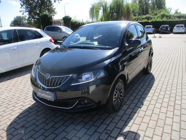 Lancia Ypsilon 1.0 Hybrid Platino - Carplay/Camera/Ok Neopat. usato a MOGLIANO VENETO