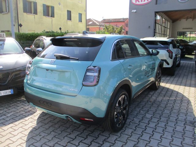 Fiat 600 Hybrid DCT MHEV LaPrima - FULL OPTIONAL - foto 3 di 4