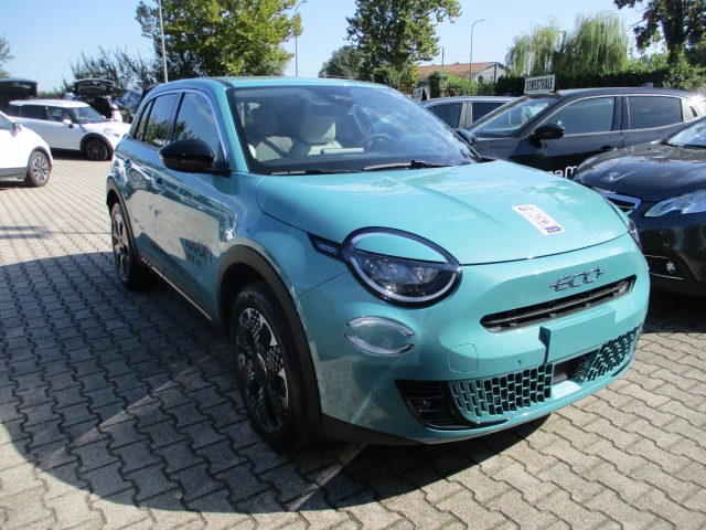 Fiat 600 Hybrid DCT MHEV LaPrima - FULL OPTIONAL - foto 2 di 4