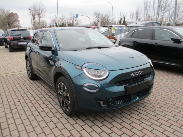 Fiat 600 Hybrid DCT MHEV LaPrima - FULL OPTIONAL - foto 2 di 4
