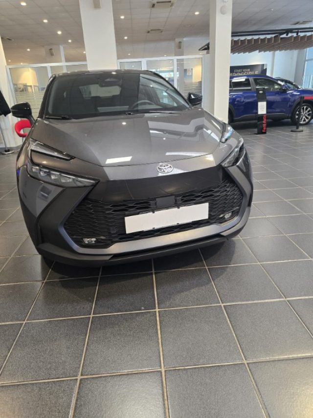 Toyota C-HR 1.8 HV Trend - Ok Neopat./CarPlay nuovo a MOGLIANO VENETO