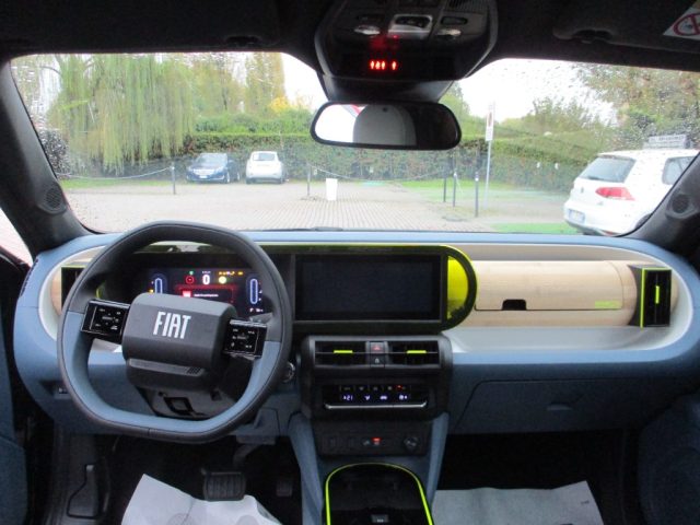 Fiat Grande Panda 1.2 Hybrid 110Cv S&S La Prima Camera/CarPlay - foto 4 di 4