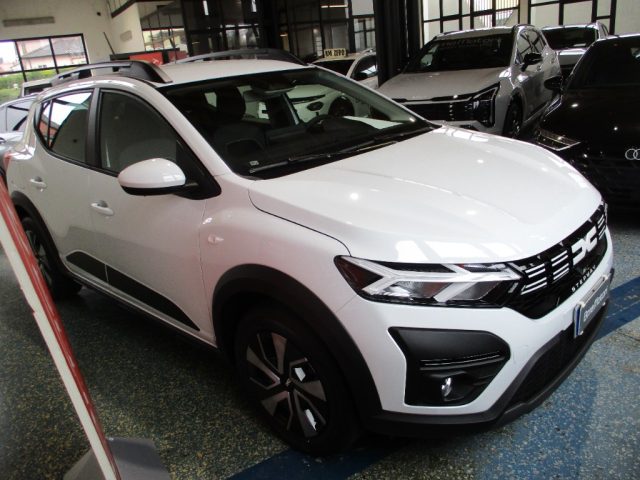 Dacia Sandero Stepway 1.0 TCe ECO-G Expression CarPlay/Led - foto 2 di 4