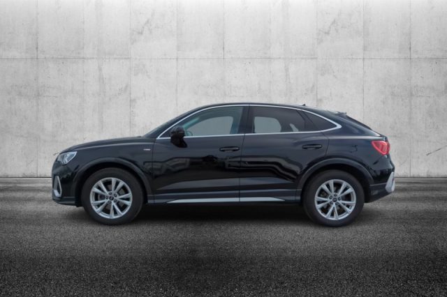 Audi Q3 35 TFSI S tronic S line edition - foto 3 di 4