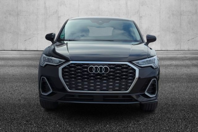 Audi Q3 35 TFSI S tronic S line edition - foto 4 di 4