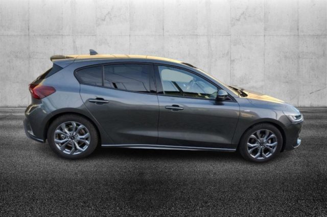 Ford Focus 1.5 EcoBlue 115 CV automatico 5p. ST-Line - foto 3 di 4