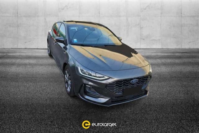 Ford Focus 1.5 EcoBlue 115 CV automatico 5p. ST-Line semestrale a PIEVE DI CENTO