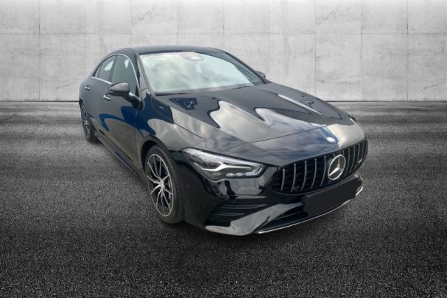 Mercedes-Benz CLA 35 AMG 4Matic - foto 2 di 4