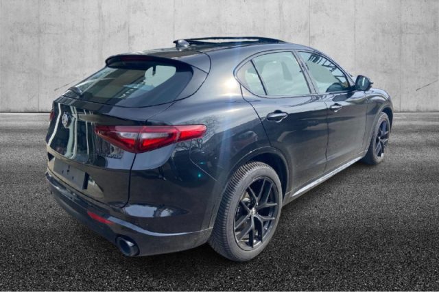 Alfa Romeo Stelvio 2.2 Turbodiesel 210 CV AT8 Q4 Veloce - foto 3 di 4